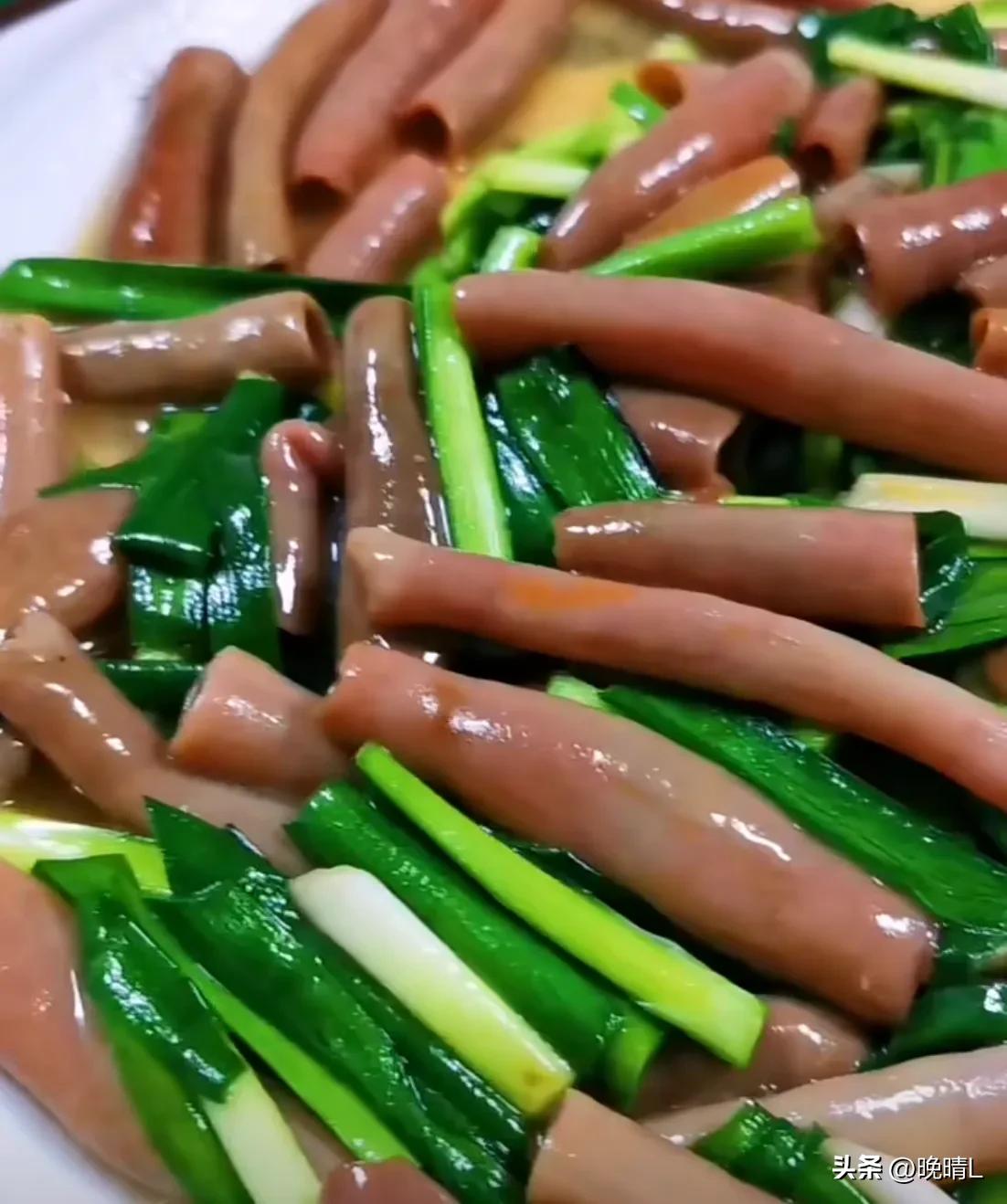 初春 青岛胶东名吃 韭菜炒海肠 30一斤 营养价值 大哥们吃过都懂