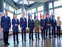 乌总统出席G7站C位合影,究竟是怎么一回事?