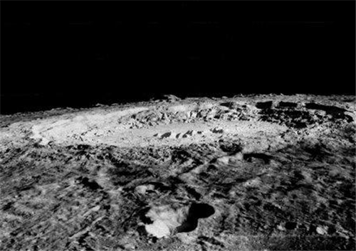 月球上真的有嫦娥吗图片