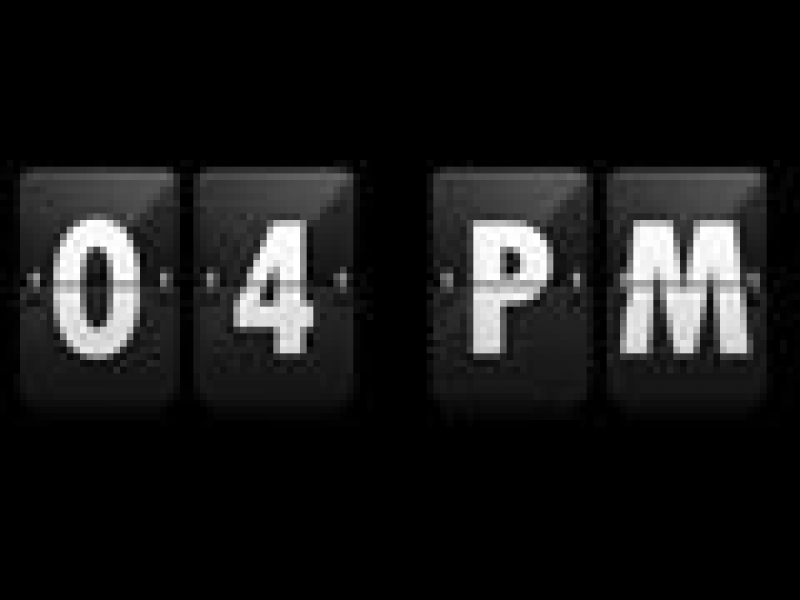 4 Ӣİ
