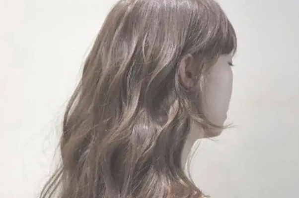ԲʺʲôŮ?·(ּ)