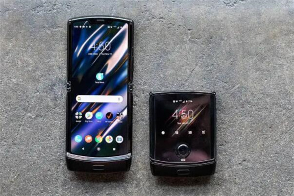 õ֮ս۵ֻmoto razr 5G(20209·)