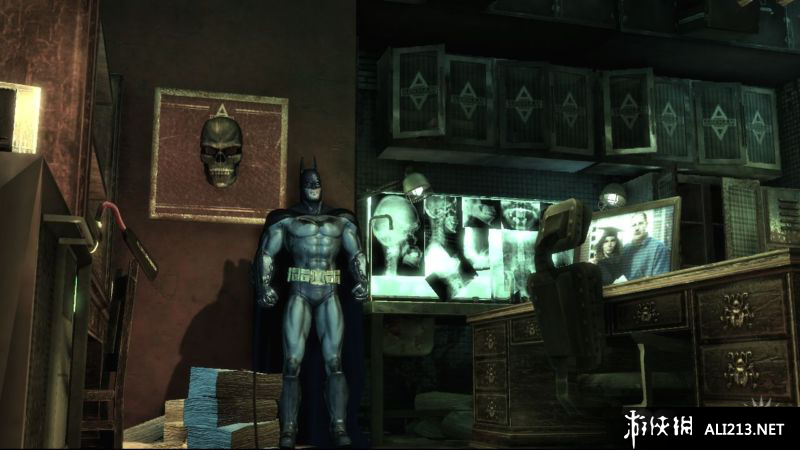 ֮ķԺBatman Arkham AsylumĺV1.1棨V1.1֮ǰ汾еBUG⡣ڰķԺV1.1汾Ϸʹ֮ǰؽϷV1.1棬װ󼴿ֱӽϷ